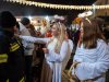 Perchtenlauf in Mondsee am 30.11.2025;  
Passen aus dem MondSeeLand und der Umgebung mit insgesamt ca. 150 Perchten versammeln sich im Ortszentrum und zeigen ihre meist handgeschnitzten Perchtenmasken.  
Foto und Copyright: Moser Albert, Fotograf, 5201 Seekirchen, Weinbergstiege 1, Tel.: 0043-676-7550526  albert.moser@sbg.at  www.moser.zenfolio.com