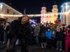 Perchtenlauf in Mondsee am 30.11.2025;  
Passen aus dem MondSeeLand und der Umgebung mit insgesamt ca. 150 Perchten versammeln sich im Ortszentrum und zeigen ihre meist handgeschnitzten Perchtenmasken.  
Foto und Copyright: Moser Albert, Fotograf, 5201 Seekirchen, Weinbergstiege 1, Tel.: 0043-676-7550526  albert.moser@sbg.at  www.moser.zenfolio.com