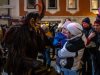 Perchtenlauf in Mondsee am 30.11.2025;  
Passen aus dem MondSeeLand und der Umgebung mit insgesamt ca. 150 Perchten versammeln sich im Ortszentrum und zeigen ihre meist handgeschnitzten Perchtenmasken.  
Foto und Copyright: Moser Albert, Fotograf, 5201 Seekirchen, Weinbergstiege 1, Tel.: 0043-676-7550526  albert.moser@sbg.at  www.moser.zenfolio.com