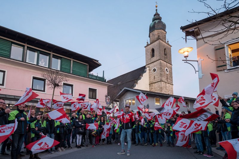 Empfang des Seekirchner Skispringers Daniel Huber in Seekirchen beim Hofwirt am 29.03.2019  
Foto und Copyright: Moser Albert, Fotograf, 5201 Seekirchen, Weinbergstiege 1, Tel.: 0043-676-7550526 mailto:albert.moser@sbg.at  www.moser.zenfolio.com