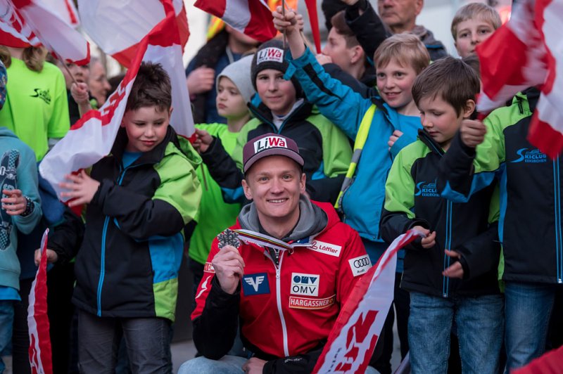 Empfang des Seekirchner Skispringers Daniel Huber in Seekirchen beim Hofwirt am 29.03.2019  
Foto und Copyright: Moser Albert, Fotograf, 5201 Seekirchen, Weinbergstiege 1, Tel.: 0043-676-7550526 mailto:albert.moser@sbg.at  www.moser.zenfolio.com