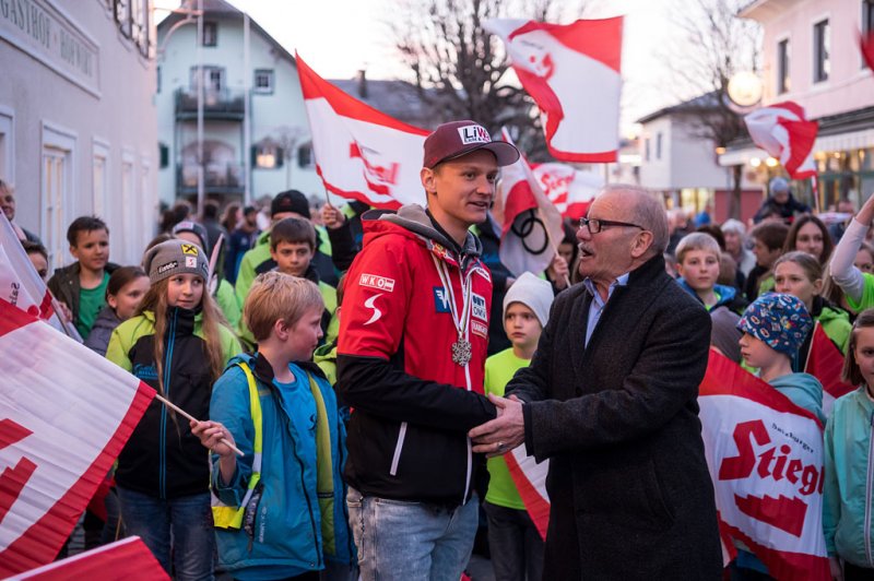 Empfang des Seekirchner Skispringers Daniel Huber in Seekirchen beim Hofwirt am 29.03.2019  
Foto und Copyright: Moser Albert, Fotograf, 5201 Seekirchen, Weinbergstiege 1, Tel.: 0043-676-7550526 mailto:albert.moser@sbg.at  www.moser.zenfolio.com