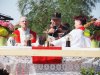 Zum 100-Jahre-Jubiläum des Feuerwehr-Lösvhzuges Neufahrn (Gemeine Neumarkt am Wallersee) wurde eine neues Tanklöschfahrzeug von Stadtpfarrer Gottfried Laireiter gesegnet.
