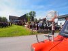 Zum 100-Jahre-Jubiläum des Feuerwehr-Lösvhzuges Neufahrn (Gemeine Neumarkt am Wallersee) wurde eine neues Tanklöschfahrzeug von Stadtpfarrer Gottfried Laireiter gesegnet.