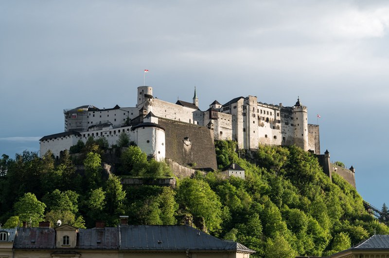 Salzburg am 09.05.2019  
Foto und Copyright: Moser Albert, Fotograf, 5201 Seekirchen, Weinbergstiege 1, Tel.: 0043-676-7550526 mailto:albert.moser@sbg.at  www.moser.zenfolio.com