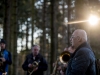 Silvesterwanderung zum Heimkehrerkreuz in Henndorf mit Andacht von Johann Ellenhuber am 31.12.2021  
Foto und Copyright: Moser Albert, Fotograf, 5201 Seekirchen, Weinbergstiege 1, Tel.: 0043-676-7550526 mailto:albert.moser@sbg.at  www.moser.zenfolio.com