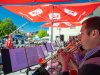Aufstellung des Maibaumes durch die Landjugend am Faberhaus Parkplatz in Seekirchen am 01.05.2026  
Foto und Copyright: Moser Albert, Fotograf, 5201 Seekirchen, Weinbergstiege 1, Tel.: 0043-676-7550526  albert.moser@sbg.at  www.moser.zenfolio.com