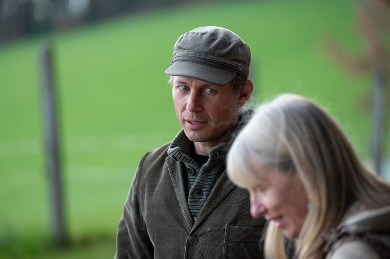 Vernissage zur Kunstinstallation von Franz GÃRG (Neumarkt) am Buchberg bei der Aussichtsplattform am 13.04.2022  
Foto und Copyright: Moser Albert, Fotograf, 5201 Seekirchen, Weinbergstiege 1, Tel.: 0043-676-7550526 mailto:albert.moser@sbg.at  www.moser.zenfolio.com