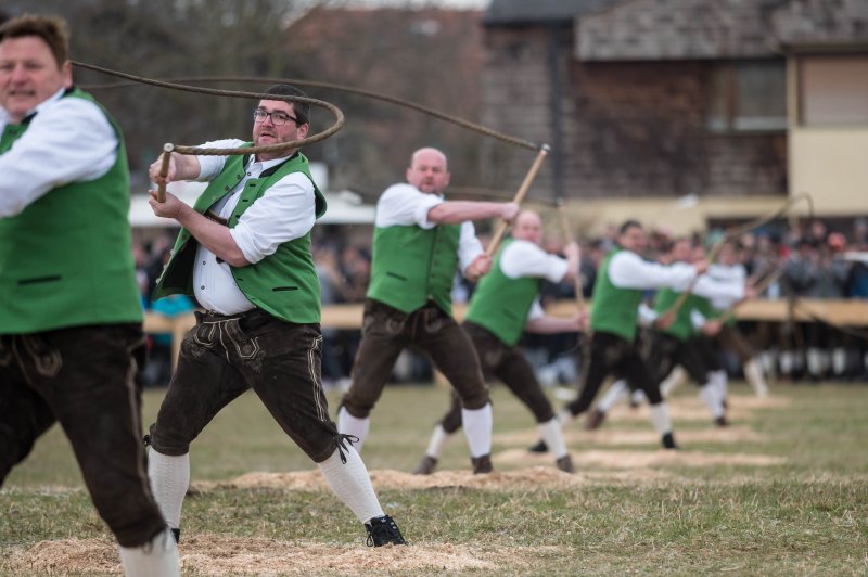 66. Rupertigau Preisschnalzen in Bergheim auf der Schnalzerwiese am 24.02.2019; Allgemeine Klasse: Steindorf 2  
Foto und Copyright: Moser Albert, Fotograf, 5201 Seekirchen, Weinbergstiege 1, Tel.: 0043-676-7550526 mailto:albert.moser@sbg.at  www.moser.zenfolio.com