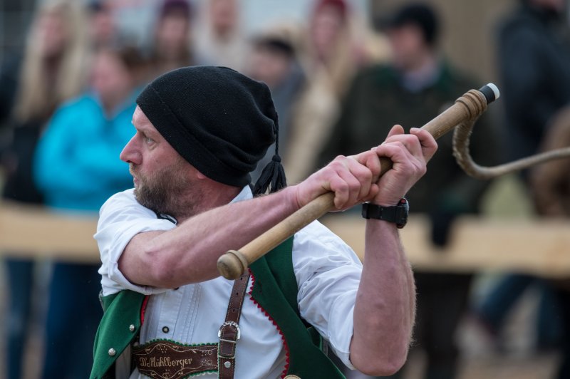 66. Rupertigau Preisschnalzen in Bergheim auf der Schnalzerwiese am 24.02.2019; Allgemeine Klasse: Waging 2  
Foto und Copyright: Moser Albert, Fotograf, 5201 Seekirchen, Weinbergstiege 1, Tel.: 0043-676-7550526 mailto:albert.moser@sbg.at  www.moser.zenfolio.com