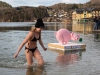 Silvesterschwimmen und Sternschiessen der SchÃ¼tzen Fuschl in Fuschl am See am 31.12.2022    
Foto und Copyright: Moser Albert, Fotograf, 5201 Seekirchen, Weinbergstiege 1, Tel.: 0043-676-7550526 mailto:albert.moser@sbg.at  www.moser.zenfolio.com